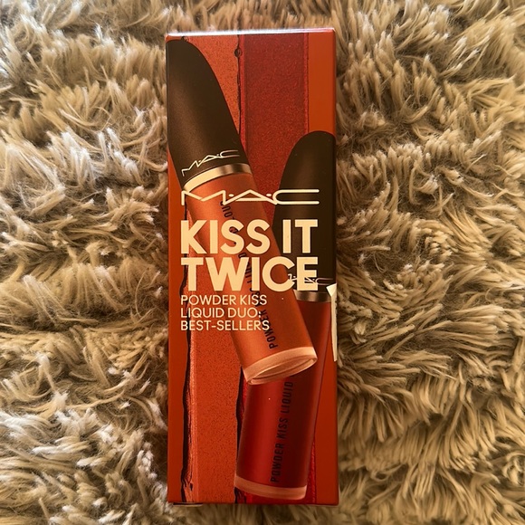 MAC kiss it twice powder kiss liquid duos